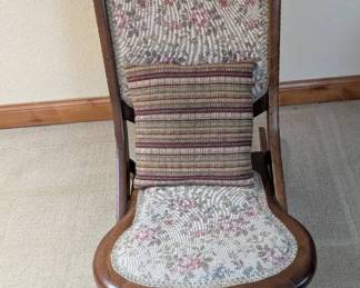 Victorian Folding Style Rocking Chair Pillow