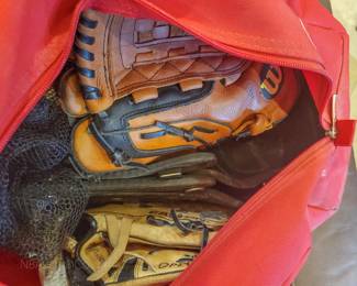 Baseball gloves