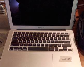 Mac Book Air 2012