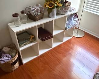 White 6-Cube Storage Unit