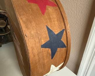American Flag Round Wooden Shaker Box