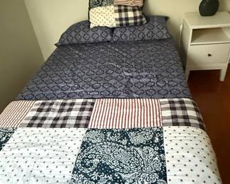 Patchwork Quilt Bedding Set - Americana Stars and Paisley