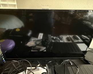 VIZIO 39" Class 1080p 60Hz Full Array LED TV