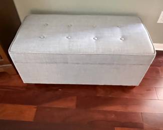 Tufted Storage Ottoman