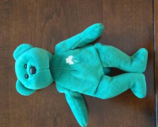Ty Beanie Baby "Erin" Bear