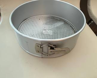 Wilton Aluminum Springform Pan