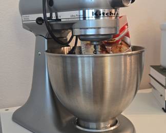 KitchenAid Ultra Power Stand Mixer