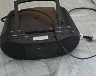 Sony CD Radio Cassette-Corder CFD-S70