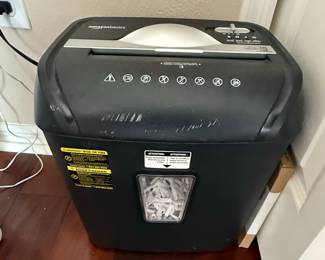 AmazonBasics 8-Sheet Cross-Cut Paper Shredder