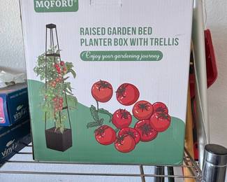 MQFORU Raised Garden Bed Planter Box with Trellis