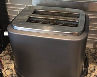 GE 2-Slice Toaster