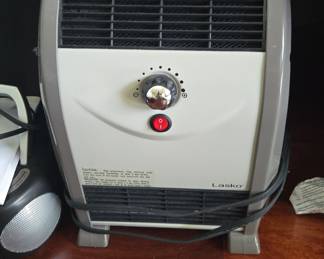 Lasko 5812 Air-Flow Heater with Temperature Regulation