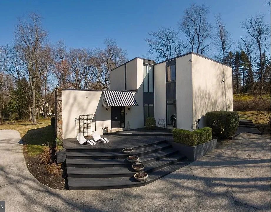 1335 Valley Rpad