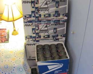 Pinnacle Cards in a Can Cans