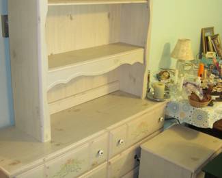 Dresser/Bookshelf/ Nightstand