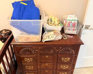 Vintage Chest of drawers