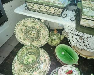 TEMPTATIONS "OLD WORLD GREEN" BAKEWARE COLLECTION