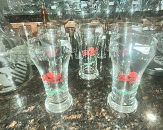 LOT OF 5 VINTAGE PEARL BEER GLASSES - EXCELLENT!