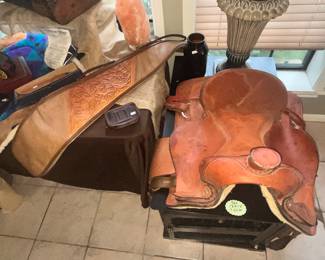 SADDLES & GUN CASES