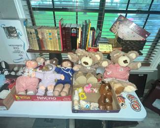 FURSKINS & CABBAGE PATCH KIDS