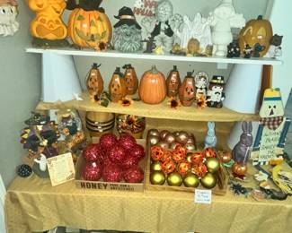 HALLOWEEN & FALL DECOR!