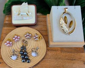 115 Hand Carved Mother Of Pearl Brooch Vintage Earrings Pendant
