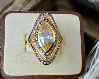 019 Vintage MarquiseCut Crystal Statement Ring