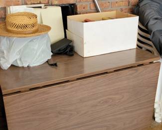 Mid-century drop leaf kitchen table 