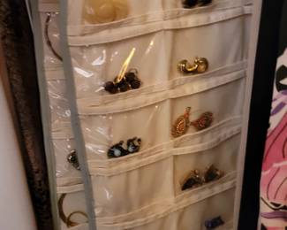 Costume jewelry 
