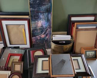 Lots of frames!