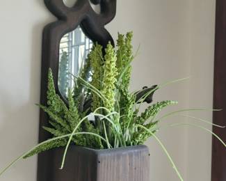 Wall planter