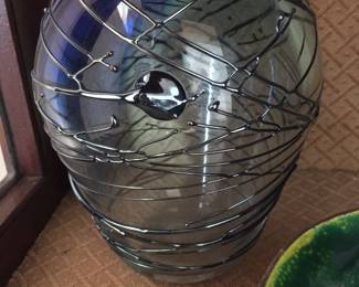 Van Noppen overlaid art glass vase