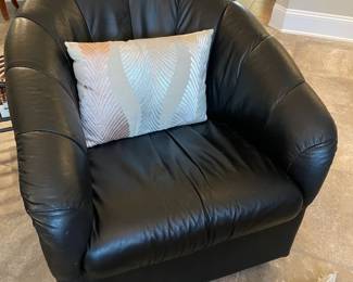 leather swivel club chair