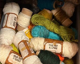Heavy rug yarn