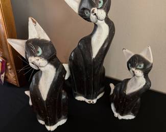Wooden cat statues