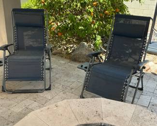 2 zero gravity recliners