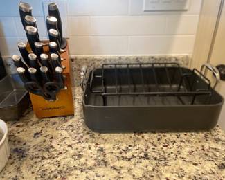 Pampered Chef Roaster / Calphalon Knife Set