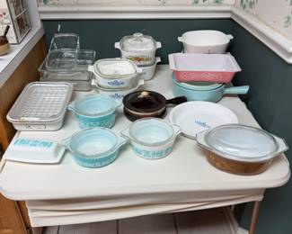 Vintage Pyrex -sold
