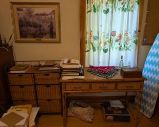 ratan desk