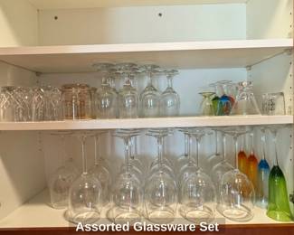 Assorted Glassware Set