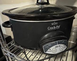 Rival . Quart SmartPot Stoneware Slow Cooker