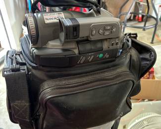 Palmcorder
