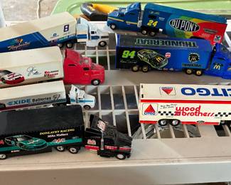 Toy Semis