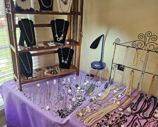 Fashion jewelry