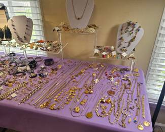 Fashion jewelry