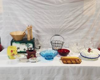 Bread Box, Vintage Glass Ware, Kitchen