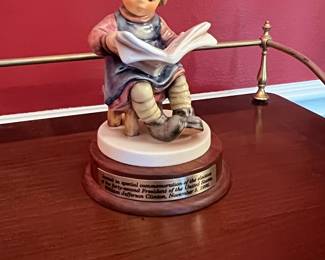 Hummel "What's New?" Figurine #418