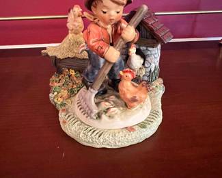 Goebel Hummel "Little Farm Hand" Figurine #2085 Millennium Harvest