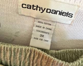 Cathy Daniels Women's Floral Print Cardigan and Top Set