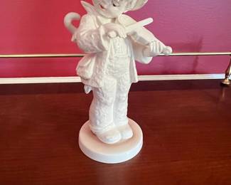 Goebel M.I. Hummel "Little Fiddler" Figurine
